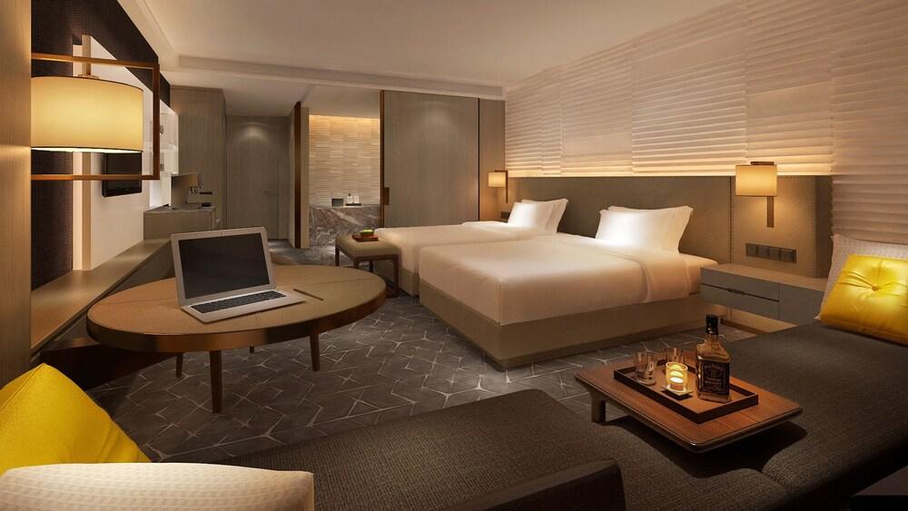 Cordis Hongqiao โรงแรม 5*