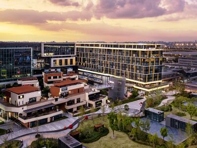 โรงแรม Cordis Hongqiao 5*